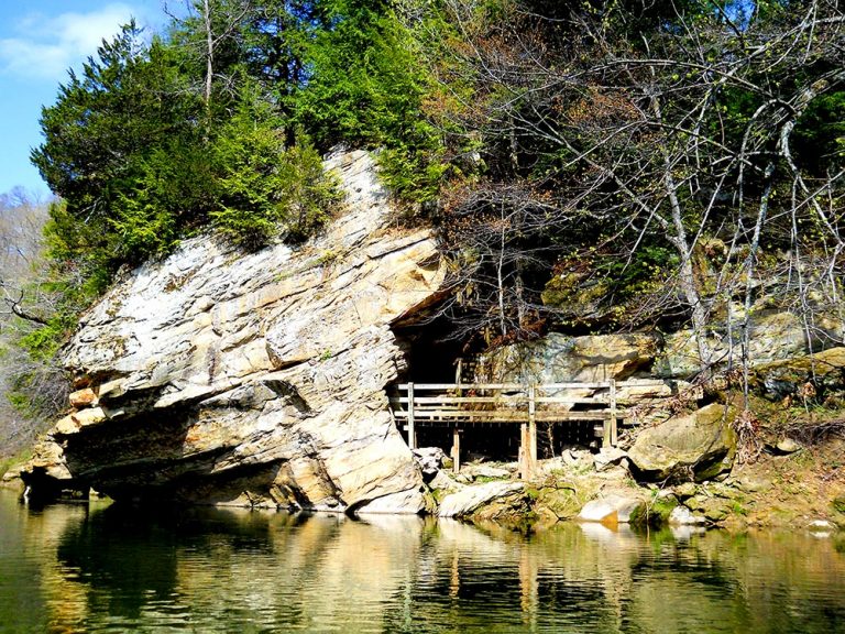 Crevice Rock at Turkey Run State Park